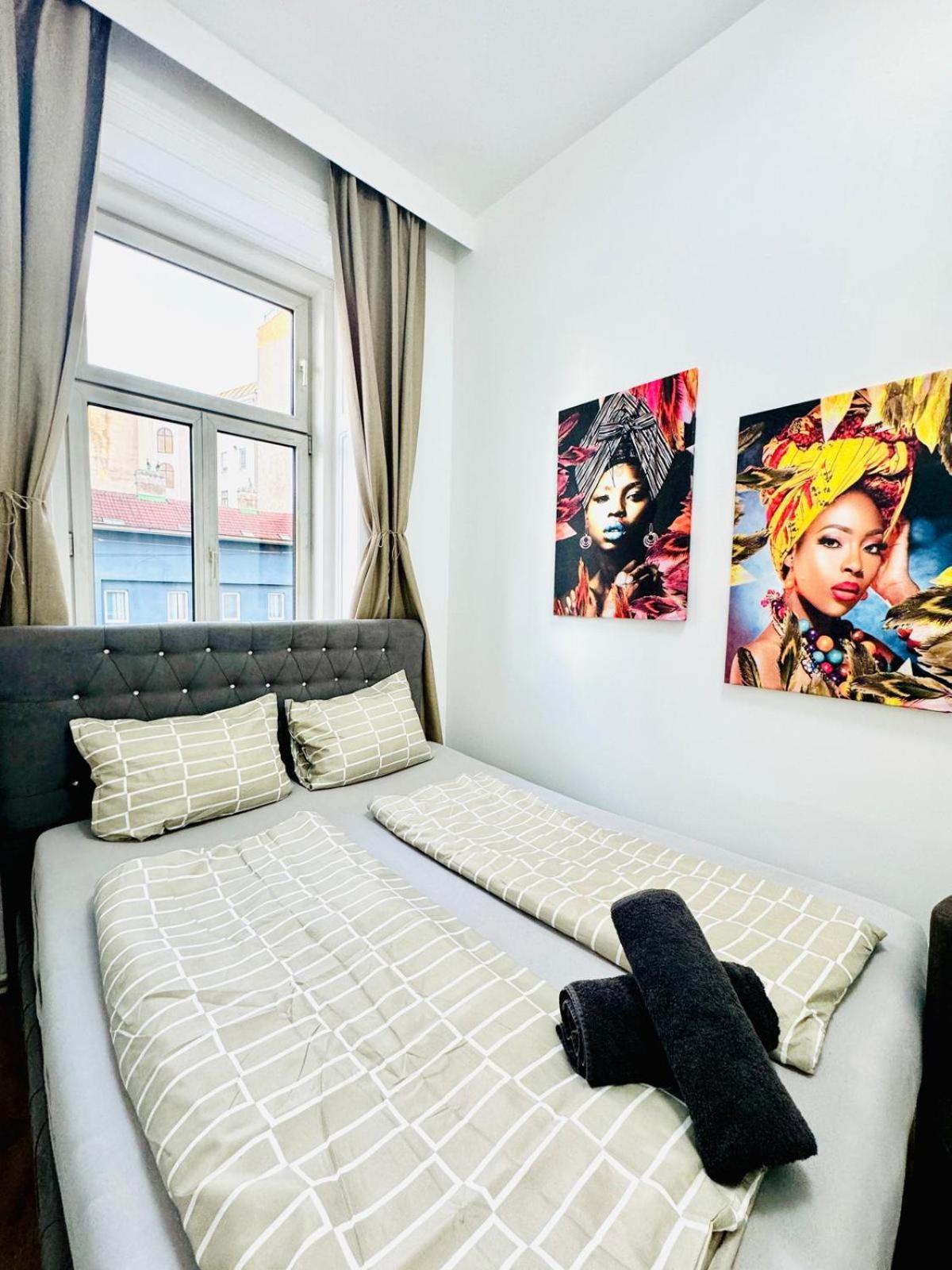 9br For 18p, 12min Walk To Augarten Wien