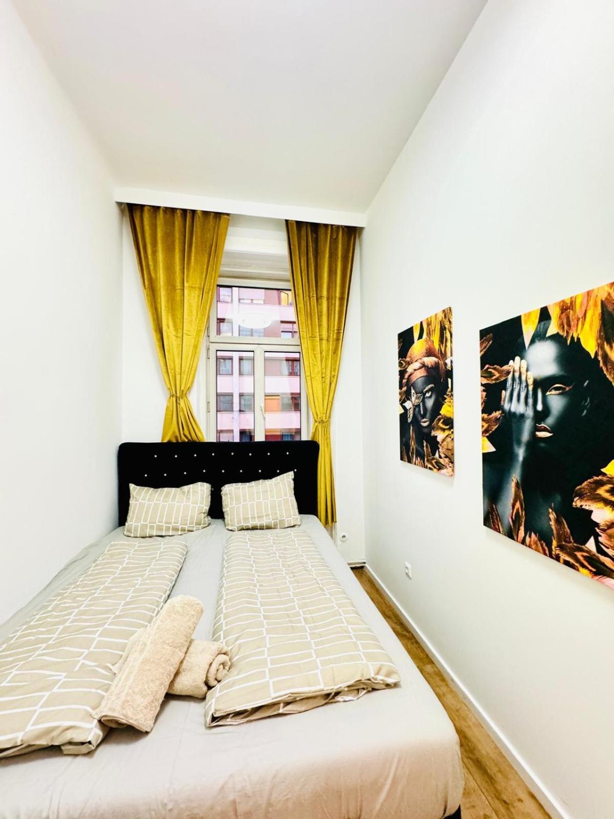 9br For 18p, 12min Walk To Augarten Apartment Wien